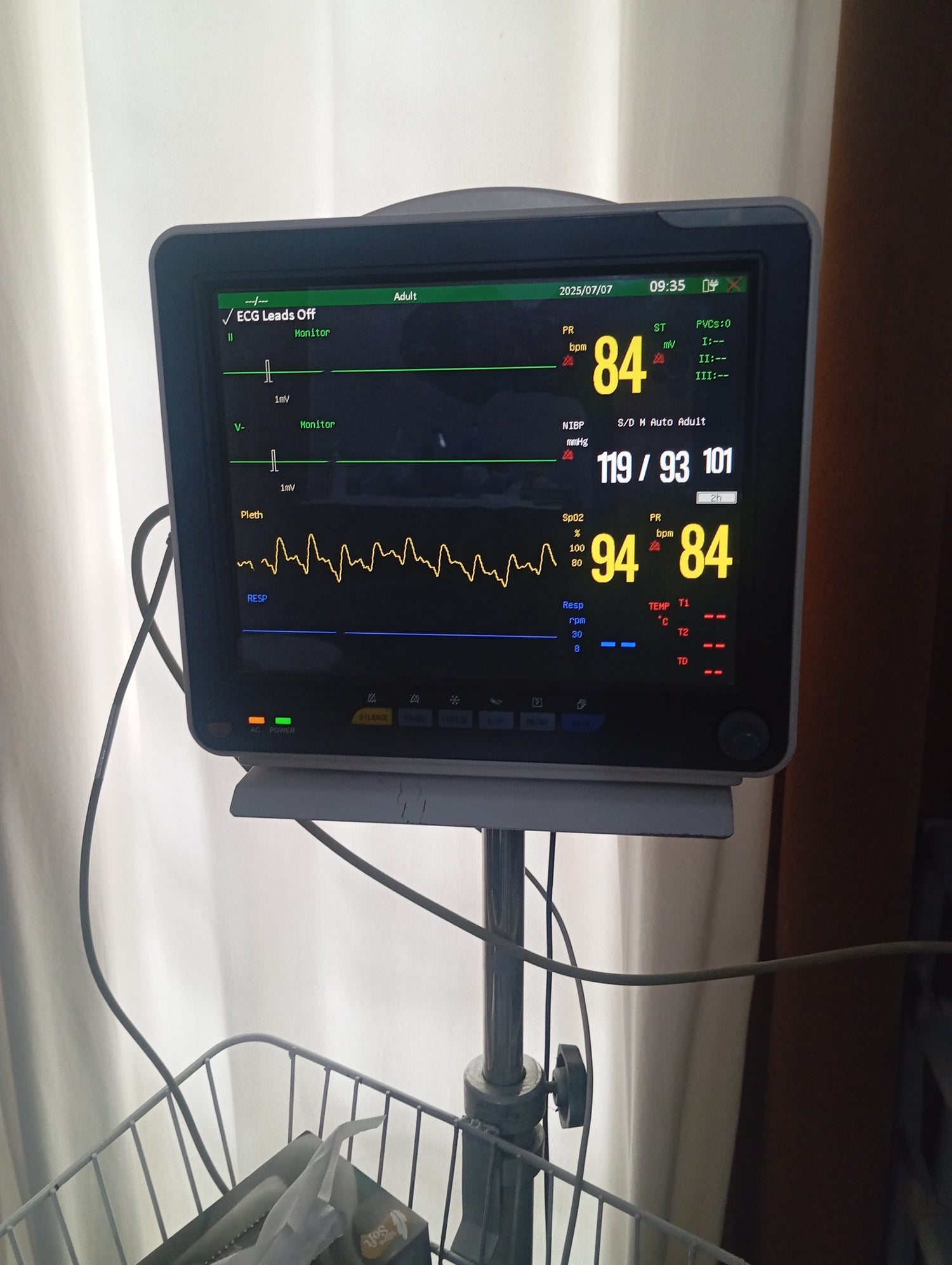Electric Patient Cardiac Monitor